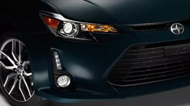 812200W040 - : Fog Lamp Assembly for Toyota Image