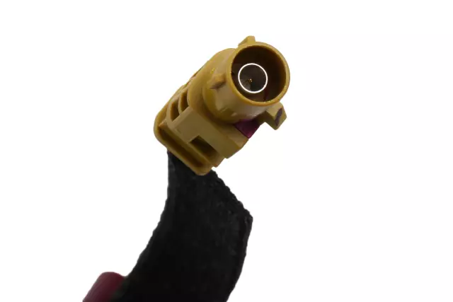 84746762 - : Part# 84746762 Black High Frequency Antenna for Cadillac: CT4 Image