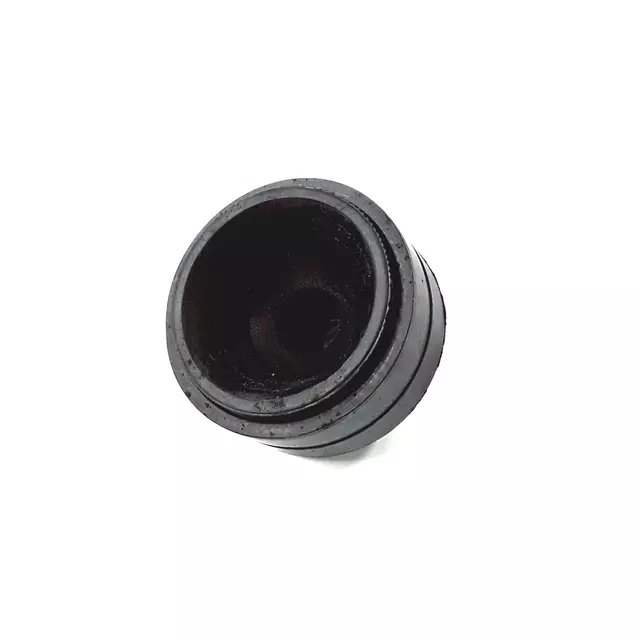 38103184B - : Socket for Volkswagen Image