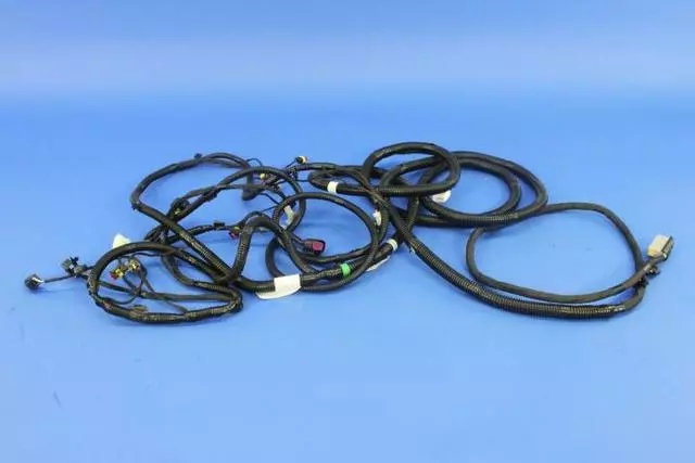 Body Right Wiring - Mopar (68223907AD)