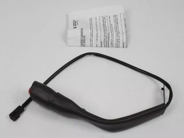 Buckle Half Seat Belt, Inboard, Left - Mopar (5FU07LAZ)