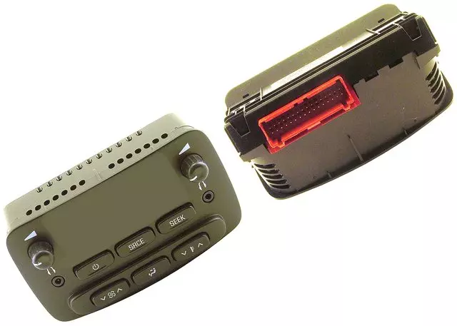 15250212 - : Heating and Air Conditioning Control Panel with AM/FM Stereo Controls for GM Image