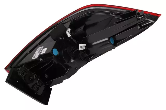 Rear Passenger Side Body Structure Stop Lamp - GM (39099115)