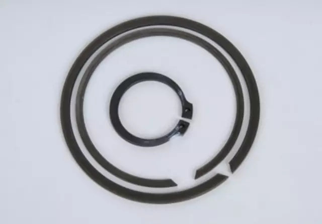24238920 - : Automatic Transmission 1-2-3-4 Clutch Piston Housing Retaining Ring for GM Image