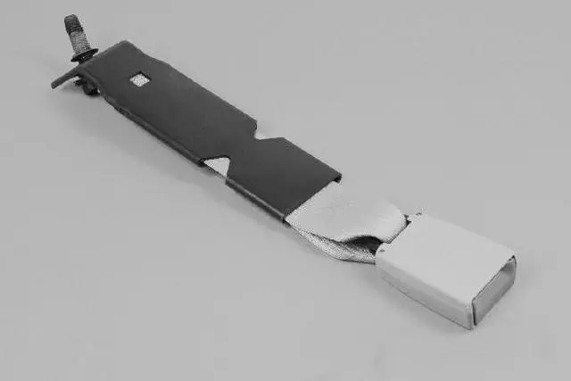 Rear Inner Seat Belt - Mopar (5KQ371L1AB)