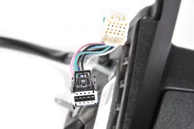 20843142 - Body: Mirror Assembly for Chevrolet: Silverado 1500, Silverado 2500 HD, Silverado 3500 HD | GMC: Sierra 1500, Sierra 2500 HD, Sierra 3500 HD Image