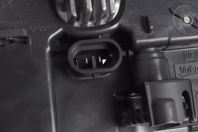 87816043 - : Fog Lamp Assembly for GM Image