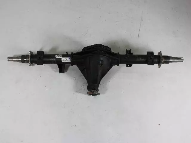 Service Rear Axle - Mopar (68158488AB)