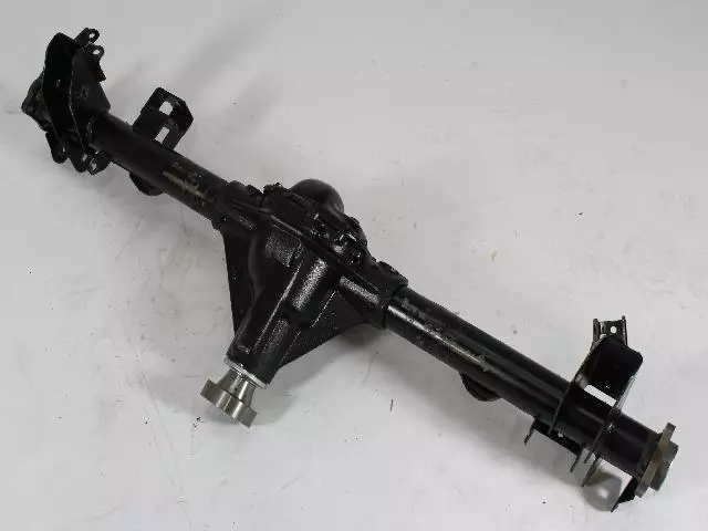 Service Rear Axle - Mopar (68035644AA)