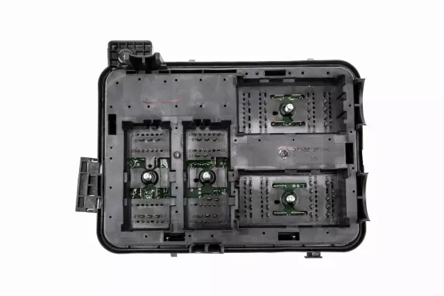 84080470 - : OEM NEW 2017 GM Chevrolet GMC Equinox Terrain Premier Engine Fuse Box 84080470 for Chevrolet: Equinox | GMC: Terrain Image