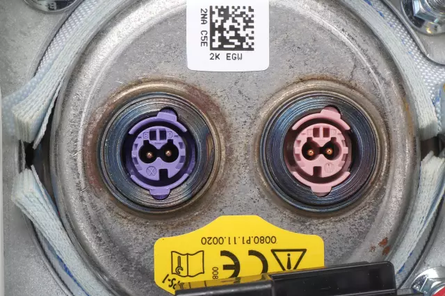 Jet Black Steering Wheel Airbag - GM (84823462)