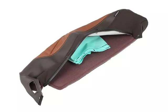 95083391 - Body: Bolster Cover for Buick: Encore Image