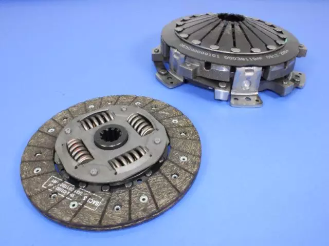 Pressure Plate And Disc Clutch Kit - Mopar (5038119AF)