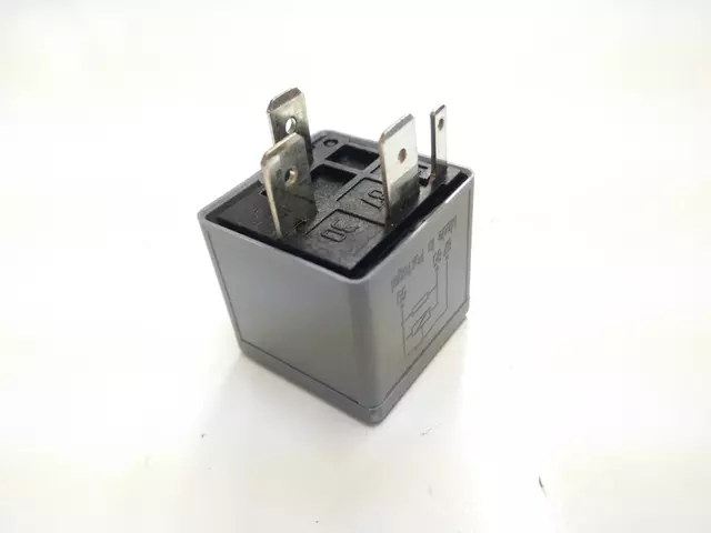 1J0906381A - Electrical: Power Relay for Volkswagen: Beetle Image