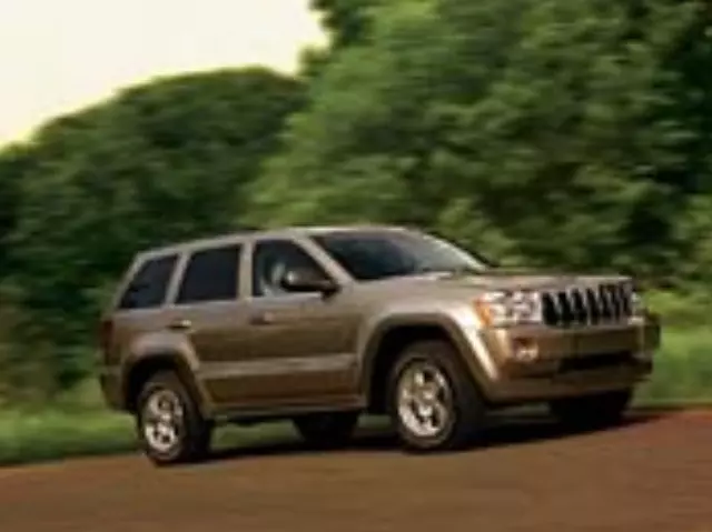 82208332AB - Mopar Accessories - Component Parts: Lowerside Cladding Kit for Jeep: Grand Cherokee Image