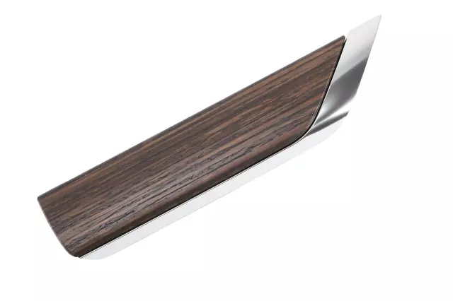 84002462 - Body: Applique for GM Image