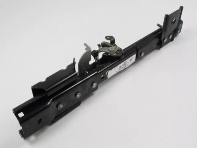 Seat Adjuster, Right, Inboard - Mopar (68067487AA)