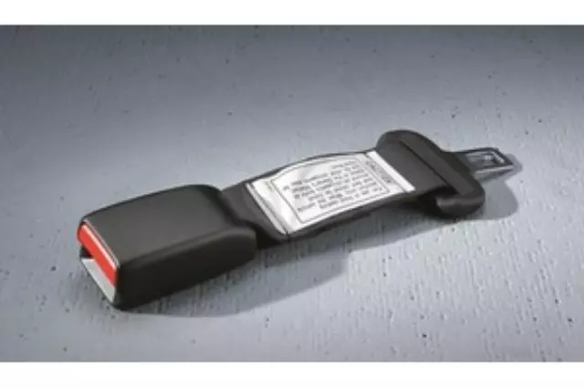 Seat Belt Extender - Nissan (86848CD000)