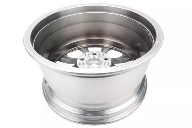 22942963 - : 19x10-Inch Aluminum Rear Wheel for GM Image