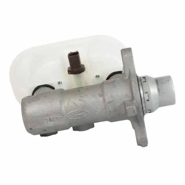 Master Cylinder - Ford (RU2Z-2140-F)