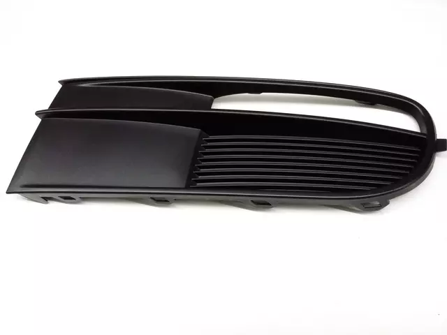 5C5853665C9B9 - Body: Outer Grille for Volkswagen: Beetle Image