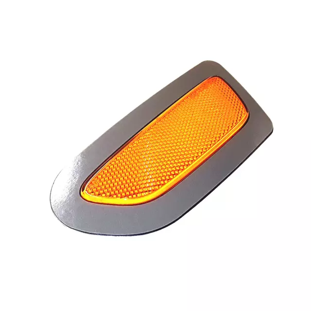 7L6945071D - : Side Marker Lamp for Volkswagen: Touareg Image