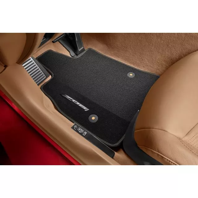 Premium Carpeted Floor Mats - GM (84909001)