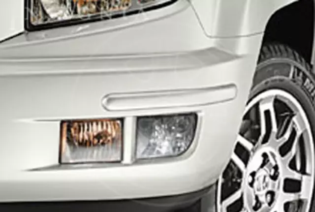 8P01SZA110A - Exterior: 2005-2011 Honda - Bumper Corner Protectors for Honda: Odyssey, Pilot, Ridgeline Image