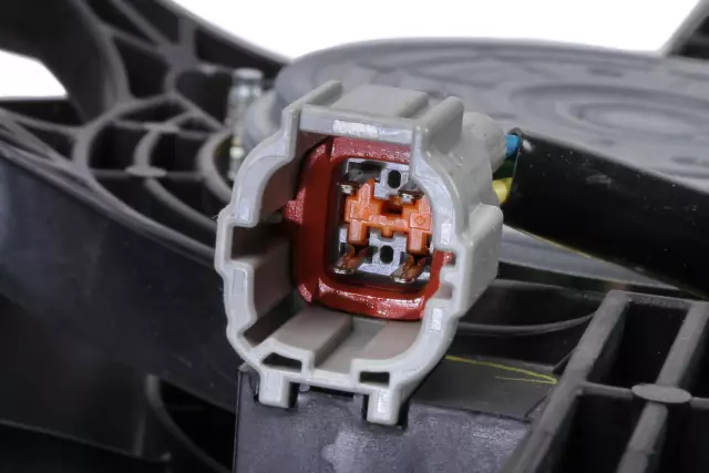 Auxiliary Engine Cooling Fan - GM (19316315)