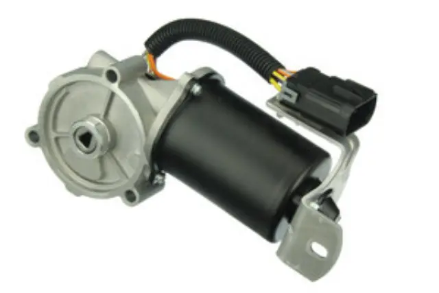 GM0518216 - Transmission &amp; Drivetrain: Autotecnica Transfer Case Actuator for URO Image
