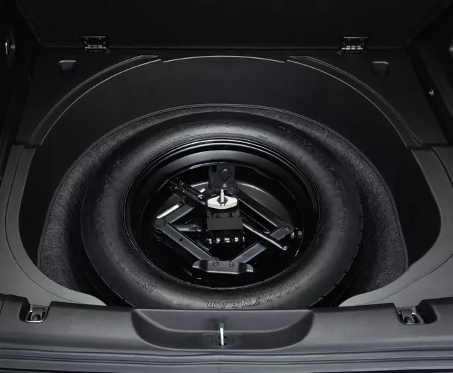 Spare Tire Kit - Mopar (82214638AF)