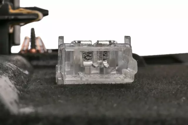 Very Light Cashmere Instrument Panel Compartment - GM (84024425)