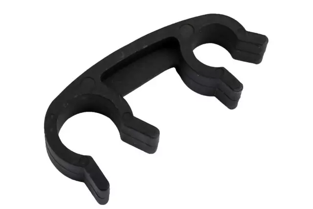 11570890 - Engine: Outlet Pipe Clip for GM Image