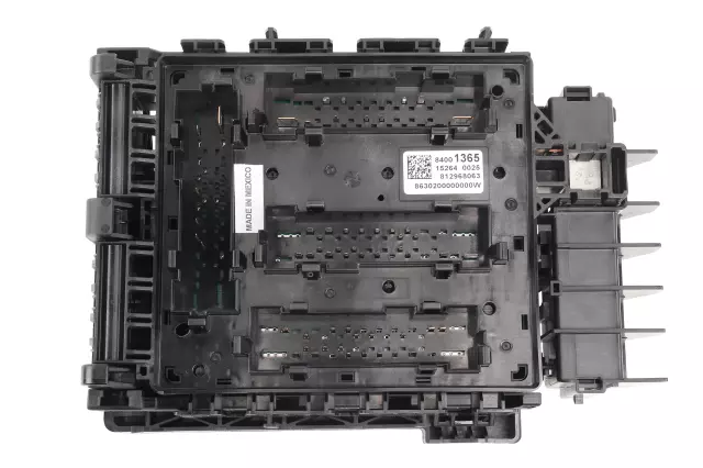 Fuse & Relay Box - GM (84001365)