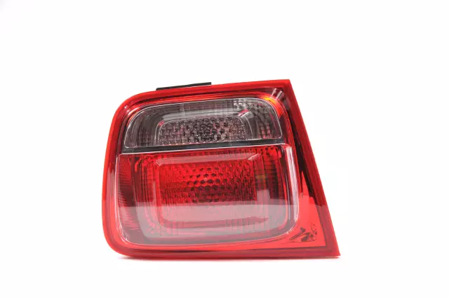Driver Side Tail Lamp Assembly - GM (22907311)