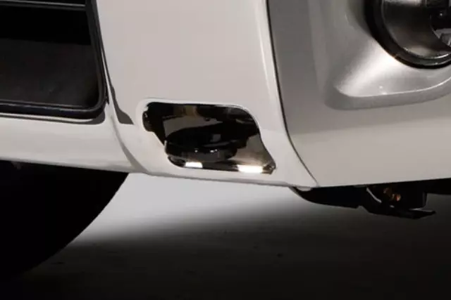 999T4WQ200S1 - Towing: Tow Hooks for Nissan Image