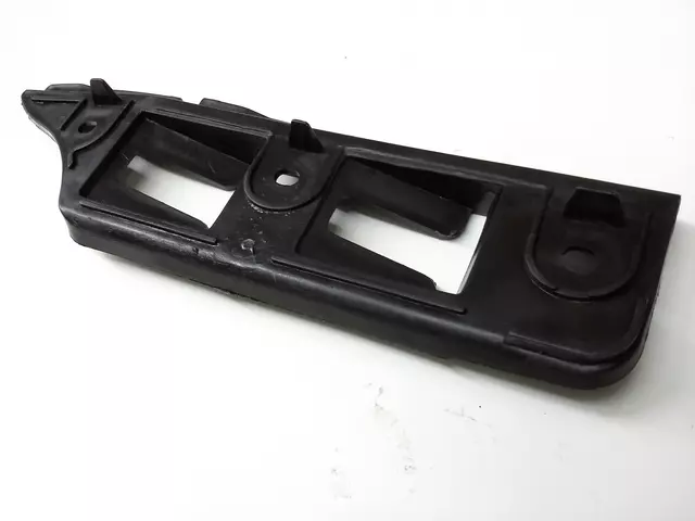 Side Retainer - Volkswagen (1K0-807-183)