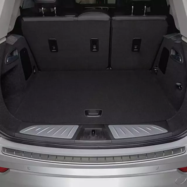 23141266 - Exterior: Bumper Cover Molding for Buick: Envision Image