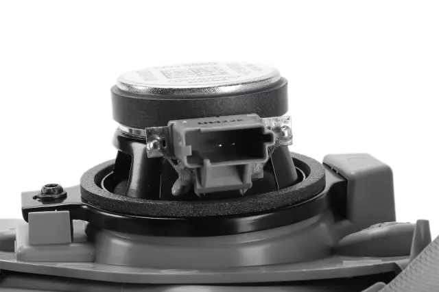 84501911 - Body: Rear Quarter Trim for Buick: Enclave Image