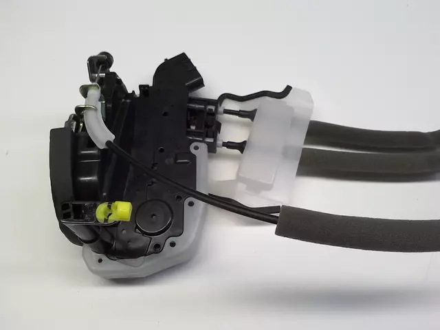 Lock Assembly - Nissan (80501-ZY80A)