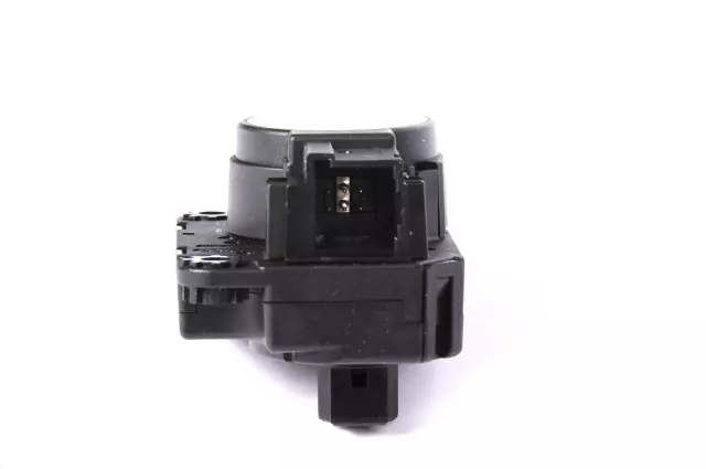 22743920 - : Heating and Air Conditioning Air Inlet Door Actuator for Cadillac: XTS | Chevrolet: Impala Image