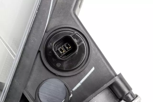 Passenger Side Daytime Running Lamp - GM (84211973)