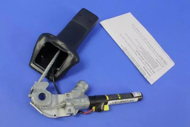 WP141QLAD - Interior Trim: Front Inner Seat Belt, Right for Chrysler: Town &amp; Country, Voyager | Dodge: Caravan, Grand Caravan Image