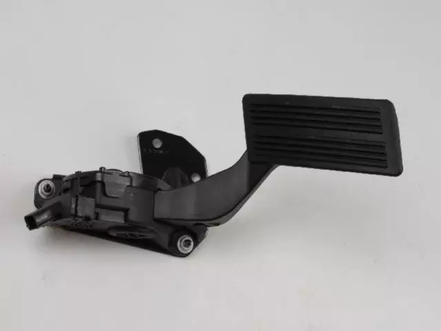 53032917AD - : Accelerator Pedal for Ram: Dakota Image