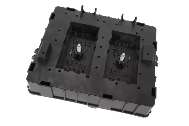 84472972 - : Part# 84472972 Body Wiring Harness Junction Block for Chevrolet: Express 2500, Express 3500 | GMC: Savana 2500, Savana 3500 Image