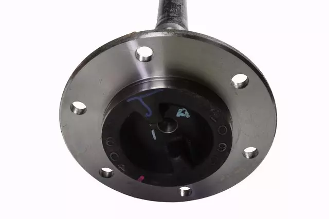 19207871 - Universals &amp; Rear Axle: Axle Shafts for Chevrolet: Colorado | GMC: Canyon Image