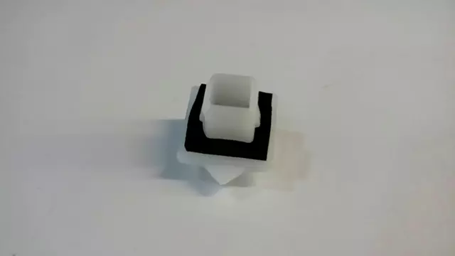 2009-2020 Subaru Tail Lamp Clip - Subaru (909150032)