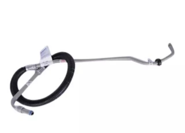 15112872 - : 1996-2000 GM Inlet Hose for Chevrolet: C2500, C3500, K2500 Pickup, K3500 Pickup, Suburban C2500, Suburban K2500 | GMC: C2500 Pickup, C3500 Pickup, K2500 Pickup, K3500 Pickup, P3500, Suburban C2500, Suburban K2500 Image