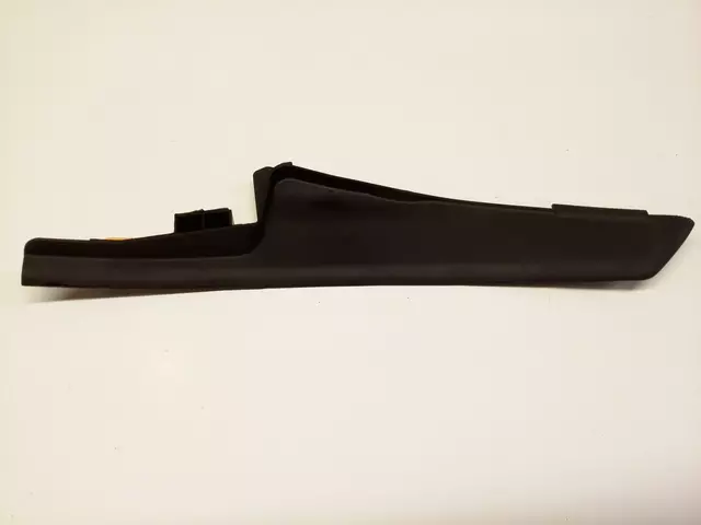 5382402030 - Body: Upper Seal for Toyota: Corolla Image