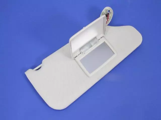 Illuminated Visor, Right - Mopar (1CQ82DW1AB)